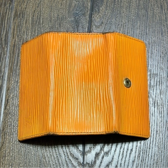 Louis Vuitton 4 ring key wallet orand - Picture 7 of 12